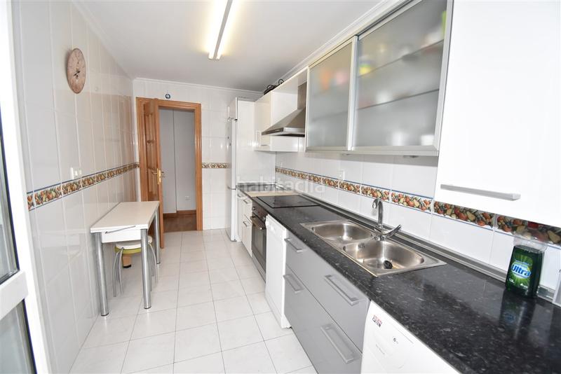 Foto 7e129252-6a74-4ab9-8397-b474622ad1d4. Planta baja bajo con terraza en urbanizacion privada con piscinas en Hazas de Cesto