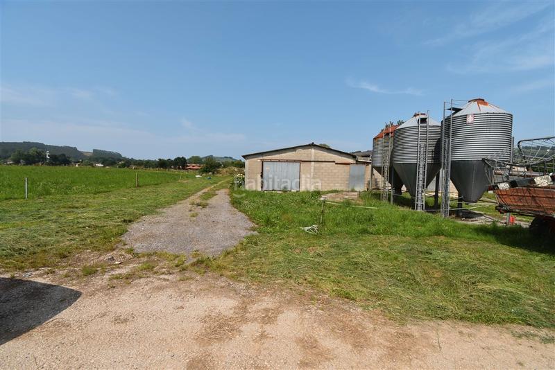 Foto 526cce92-8115-43b1-8e47-4aa4c4b77091. Nau industrial a Solórzano