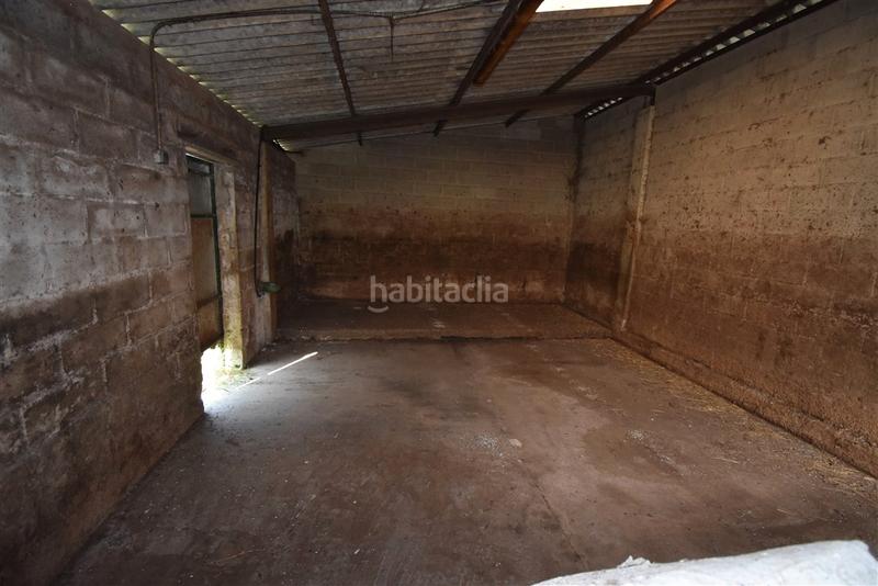 Foto fe5145a4-b2f1-44f2-adc0-0e1585d92de2. Nau industrial a Solórzano