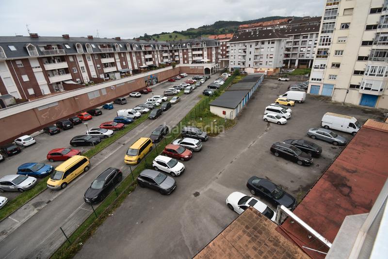 Foto c2637ff5-1705-4674-a1d3-abcb85a6f0d9. Piso  en Colindres