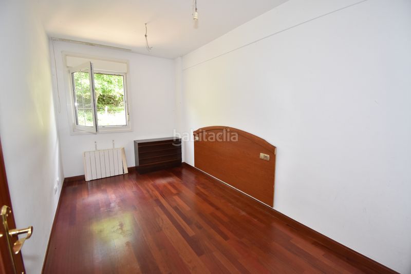 Foto 6b9485e9-ef65-4049-8eab-7ede0d9069ca. Casa adossada amb aparcament a Arredondo
