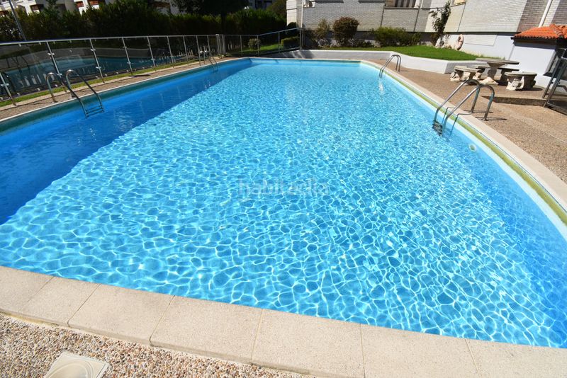 Foto 9dd07b30-4932-466e-b8c5-80aaa004da07. Àtic amb aparcament piscina a Tregadín Noja