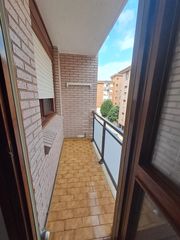 Rent Apartment  Calle alejandro sierra. Apartamento en santoña