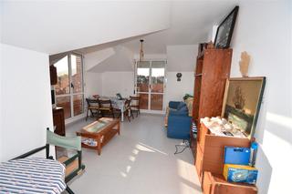 Attique  Calle pedroso. Piso de 3 habitaciones en urbanizacin privada con piscina