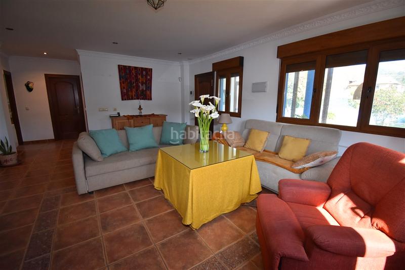 Foto 55a3e3a5-4d03-483f-999a-5302d7956e7c. Chalet avec chauffage dans Solórzano