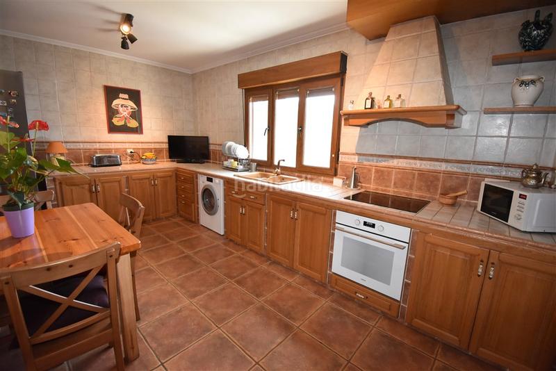 Foto 6315ea1b-9bcb-4cee-b13f-a3f41fbf8036. Chalet avec chauffage dans Solórzano