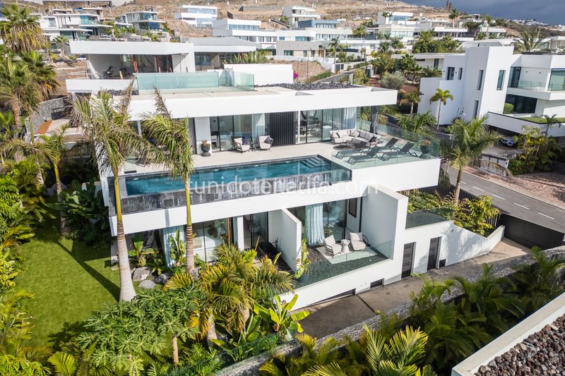 Foto c5cc7f48-340c-46eb-90f5-ab0a6e5078cd. Casa amb aparcament piscina a Playa de San Juan Guía de Isora