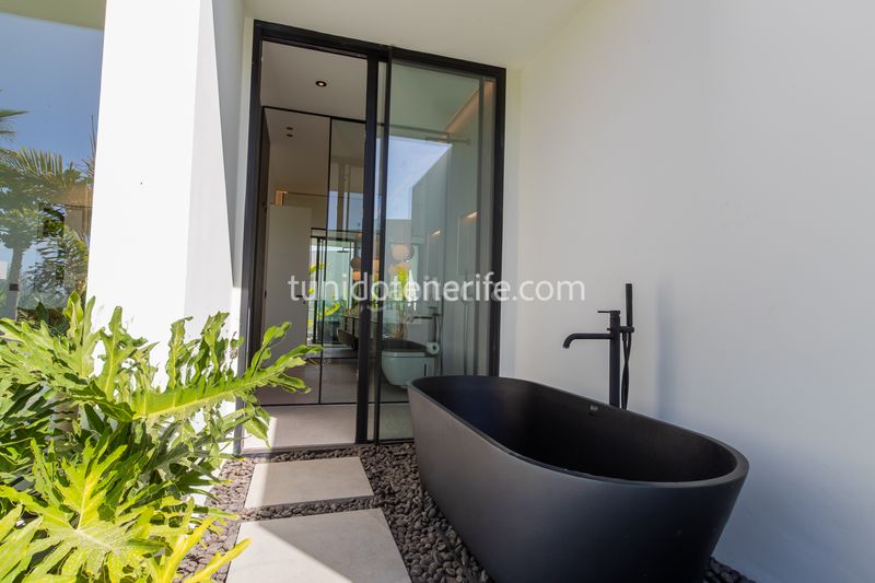Foto d85f3ceb-a6d4-4bb9-ab8f-8a88af62f087. Casa amb aparcament piscina a Playa de San Juan Guía de Isora