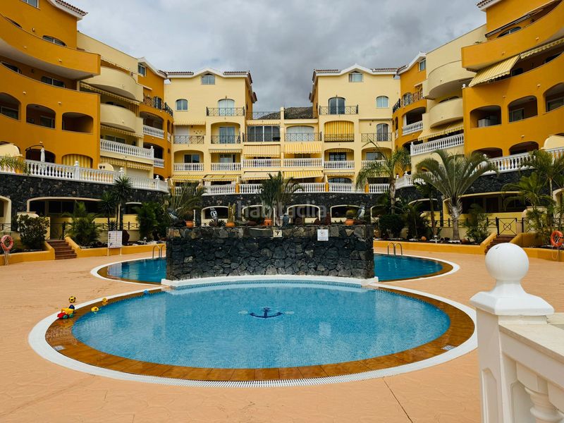 Foto c7eec909-b30c-43e1-be2b-24ed913e40c3. Apartament amb piscina a Los Cristianos Arona