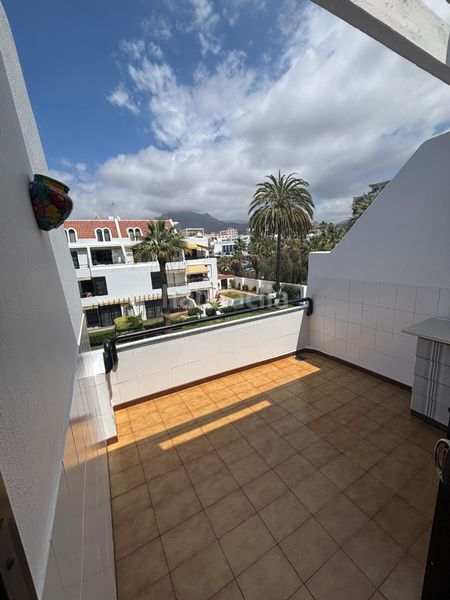 Foto da304786-a3a8-4bbc-8793-9a8c232bd642. Apartament amb piscina a Playa de las Américas Arona
