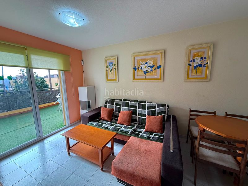 Foto 23e78eed-6c89-46f5-9557-277589f7680b. Apartament amb aparcament piscina a Cho - Parque de la Reina Arona