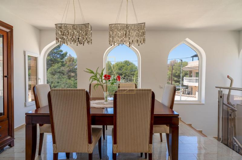 Foto ef452245-b8aa-4ccc-bc2b-fc0a9cc546c7. Casa con riscaldamento piscina in L´Albir Alfàs del Pi (l´)