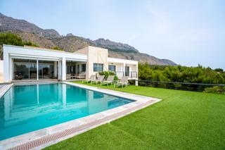 Xalet  Revoltes. Moderno chalet en altea la vella con impresionantes vistas