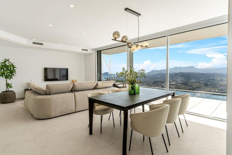 Foto 2c845da6-1b91-44cc-82d5-5103ab3b42f8. Chalet mit heizung pool in Cumbre del Sol Poble Nou de Benitatxell (el)