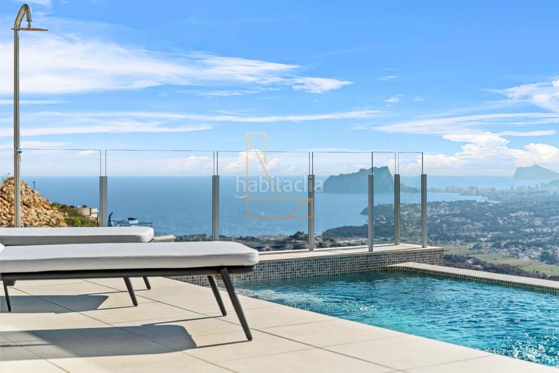 Foto f8854fef-2d98-4c47-8f37-be271145a292. Chalet mit heizung pool in Cumbre del Sol Poble Nou de Benitatxell (el)