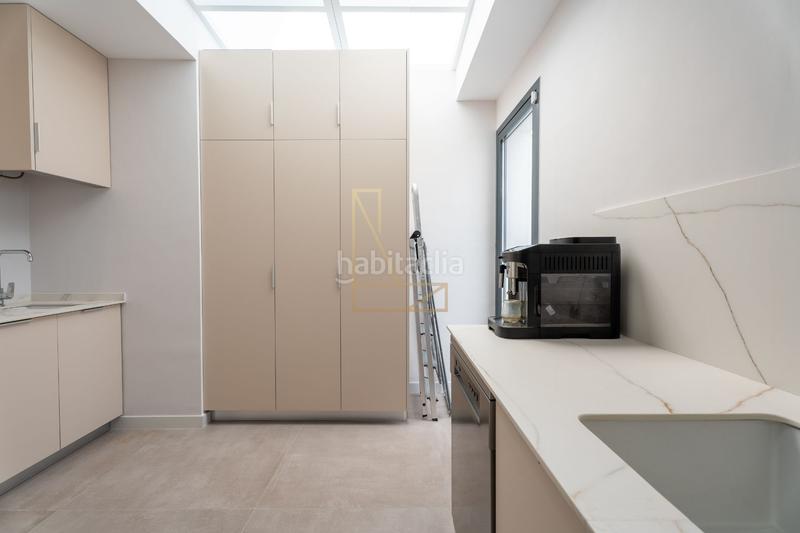 Foto e64bbd09-3f78-455b-a223-c41e71ed6b7d. Àtic amb calefacció piscina a Mirador de la Cala-Benimar Vila Joiosa (la)