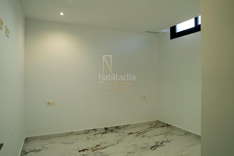 Foto f6a6aa2b-bbb7-4d43-8eea-2d7a62c6dbfb. Casa amb calefacció piscina a Coloma Nucia (la)