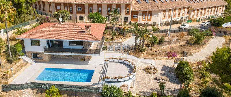 Foto 9c5ddfbe-f8c5-4a64-af07-158bbd4ed188. Maison avec chauffage piscine dans Montebello - Nou Espai Nucia (la)