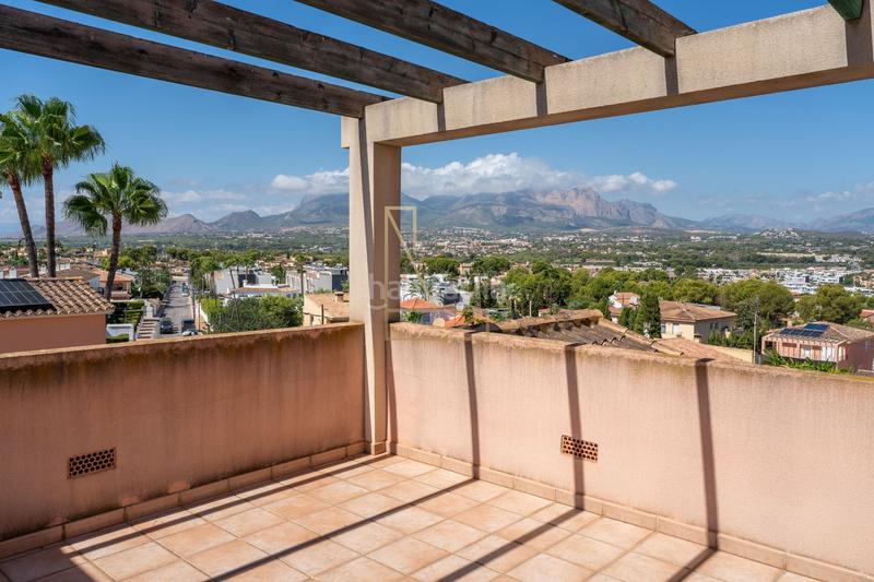 Foto 27399111-d6fa-47d2-8b04-8f7c80efd3dc. Casa con riscaldamento piscina in L´Albir Alfàs del Pi (l´)