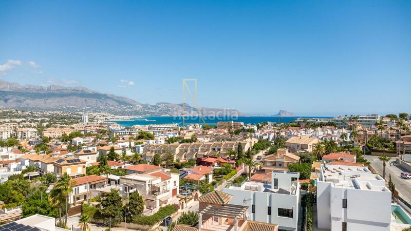 Foto 48f800a5-f160-4de9-875b-80d38bd10300. Casa con riscaldamento piscina in L´Albir Alfàs del Pi (l´)
