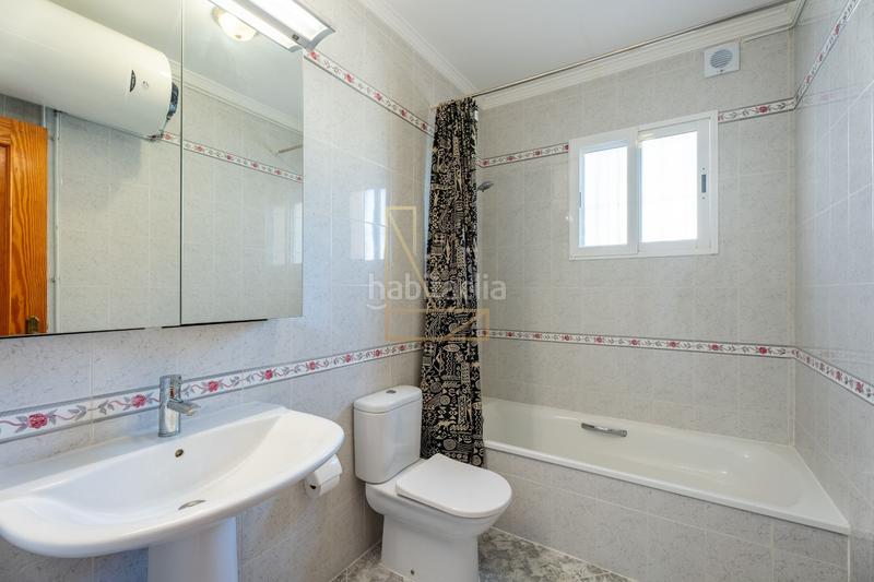 Foto adcf5574-b513-49c7-a30e-bc2045d9a8e5. Casa con riscaldamento piscina in Oltamar - Cucarres Calp