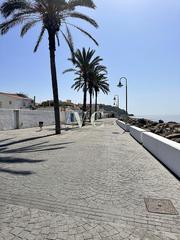 Apartament a Algarrobo Costa. Vivienda a la venta en mezquitilla. 3 dormitorios, aparcamiento