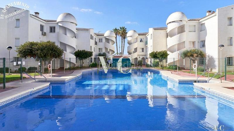 Foto 0ef69ebf-7a8a-4f34-abea-42d652d7149a. Alquiler apartamento sugaramanecer. tu apartamento en 1a línea de playa. para meses de octubre 2025 a 31 mayo 2026. costa. en Torrox