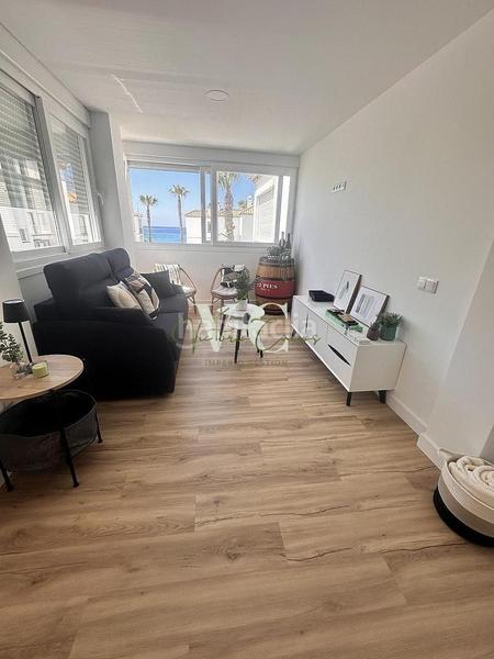 Foto 9a83a30a-e04d-4d81-8c85-2e2c3cd15b03. Alquiler apartamento sugaramanecer. tu apartamento en 1a línea de playa. para meses de octubre 2025 a 31 mayo 2026. costa. en Torrox