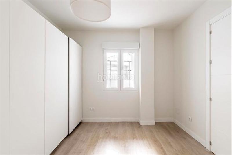 Foto 40bd2e5d-6cd5-4d41-9986-7bd1b154f970. Piso en Numancia Madrid