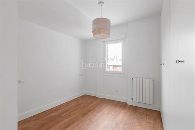 Foto 8b3e7200-6949-4673-8a10-f7ddd17a8a12. Flat with heating in Fontarrón Madrid