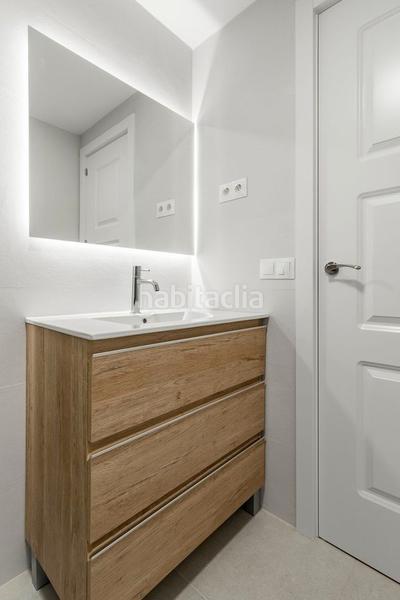 Foto c14e72fc-eef4-434f-9761-40e68955a559. Flat with heating in Fontarrón Madrid