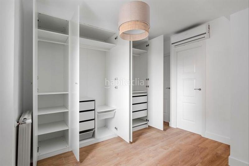 Foto d410e5b8-dde2-4c8e-8d9b-6e13678b5285. Flat with heating in Fontarrón Madrid