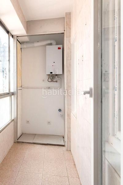 Foto d1ad1e33-c46e-4d1a-9168-773f41dfbd6e. Piso en Vista Alegre Madrid