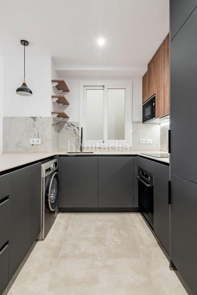 Foto f4d48f9c-2952-426a-98d4-d274c64c3ad8. Flat with heating in Marroquina Madrid