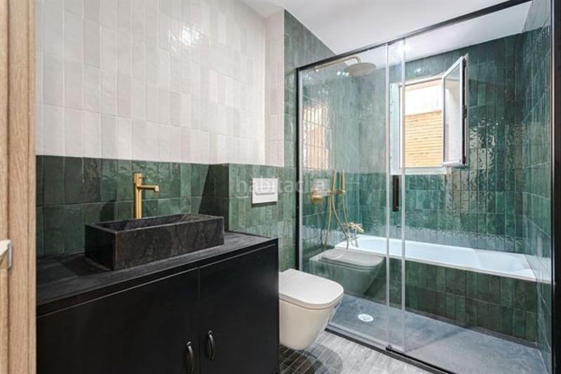 Foto 547075ee-0e3f-4014-a75a-0b06766f153a. Flat with heating in Tres Olivos-Valverde Madrid