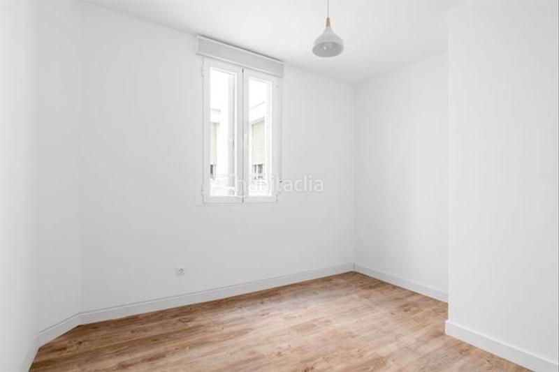 Foto 5364cf86-fb5d-4d64-a1c3-90934fbb606e. Etagenwohnung mit heizung in Las Águilas Madrid