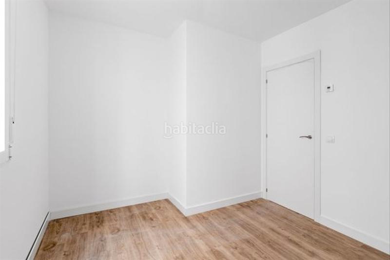 Foto e7d92fd8-f927-482e-bae8-0c8dd3f99ab5. Etagenwohnung mit heizung in Las Águilas Madrid