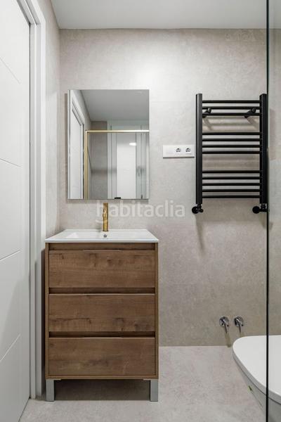 Foto b1ddffbe-e904-441a-989f-493d081ff044. Appartement avec chauffage dans Simancas Madrid