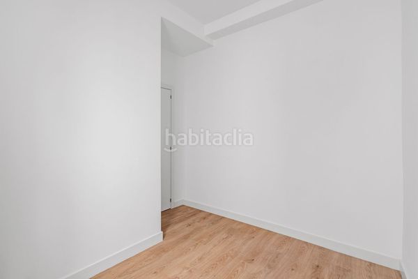 Foto bf4ae53a-ddcd-45b2-9ab1-a0d7b941513d. Flat with heating in Pueblo Nuevo Madrid