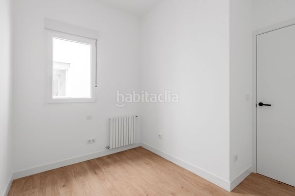 Foto e55838cd-685f-4916-8d01-3f8e5580f963. Flat with heating in Pueblo Nuevo Madrid