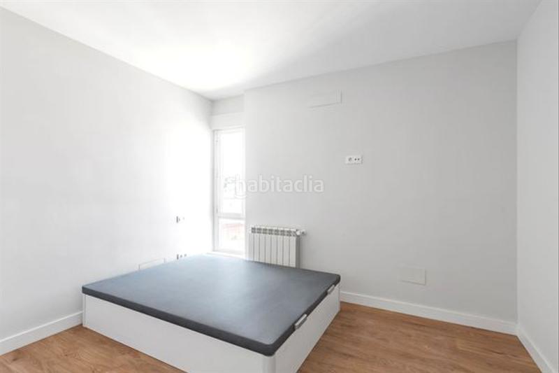 Foto c8e63603-b293-482e-a40a-795149cd2b91. Etagenwohnung mit heizung in Numancia Madrid