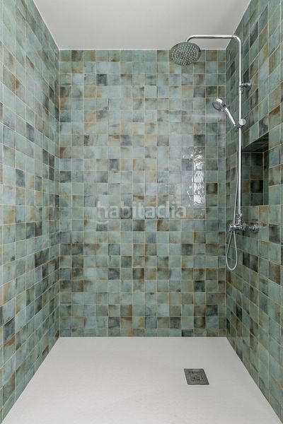 Foto a67cd7e1-07c5-4f80-9041-928c54f14f67. Flat with heating in Valdezarza Madrid