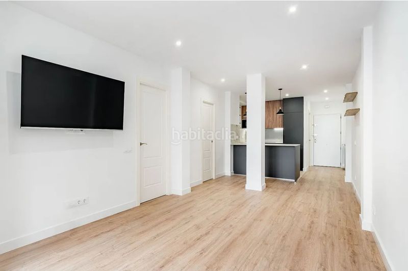 Foto 6a50d976-cba4-44fb-9e2b-9e8f7bdc7dd7. Piso en Canillas Madrid