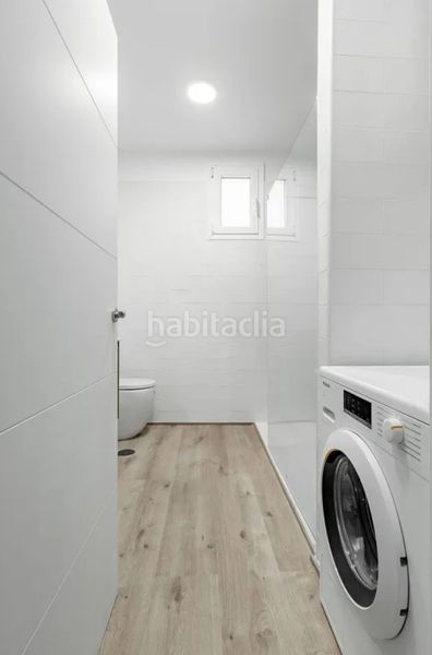Foto e989b517-b7ba-443b-9ec5-758ac75f6542. Flat with heating in Peñagrande Madrid