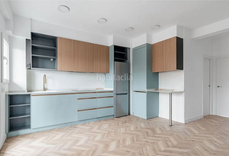 Foto f2d8a220-68f1-4d95-964b-d419961e2067. Piso en Marroquina Madrid