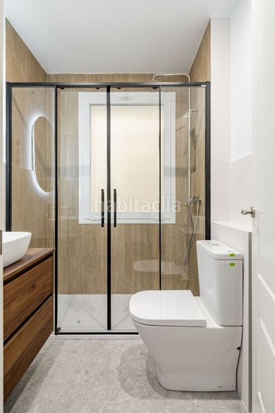 Foto cfbe99ed-9996-4da7-ac40-530f8e3f6160. Piso en Canillas Madrid