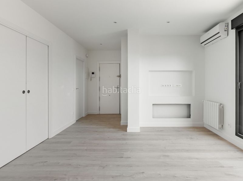 Foto 26b92d67-f507-4073-9753-cf6b5aa00e45. Piso en Pinar del Rey Madrid