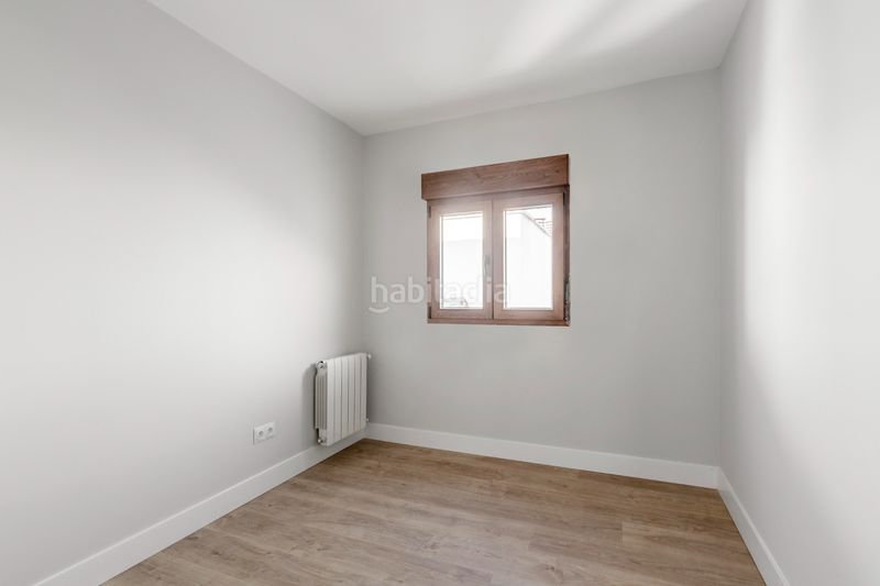 Foto 2aa4fc41-5fb0-45fb-bd19-c4806bafc871. Piso en Amposta Madrid