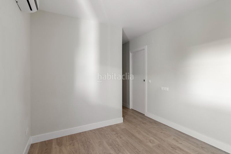 Foto b755b9e1-5c7f-4e1d-acc8-4ae8f4aaf5cf. Piso en Amposta Madrid