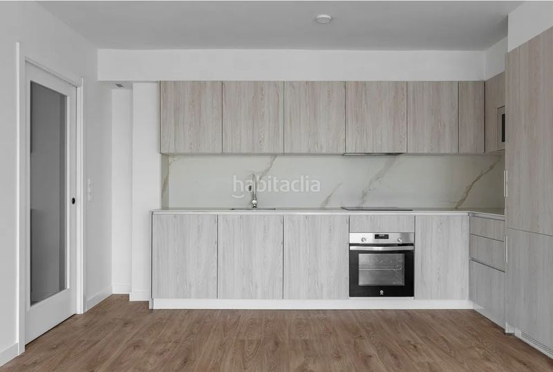 Foto 287bbda1-1a63-4773-ab95-2dd8aa232134. Piso en Ventas Madrid